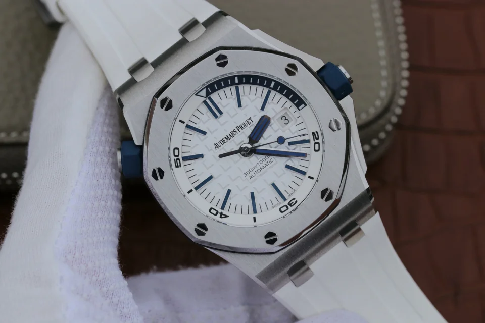 Audemars Piguet Royal Oak Offshore Diver 15703  1:1 Superclone